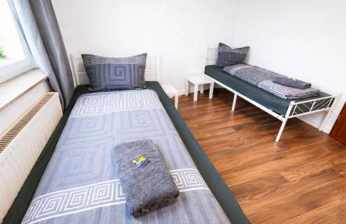 10 min KÖLN - PREMIUM UNTERKUNFT - WLAN & PARKING - Foto 11