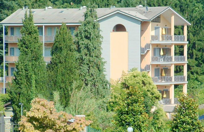 Apartment in Residence on Lake Maggiore near Beach - Foto 12