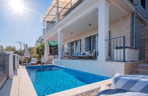 Lux & View - Sveta Nedjelja - Foto 10