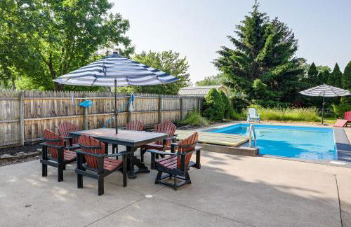 Walk to Beach Home with Pool in Vermilion - Foto 32