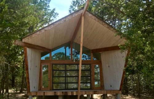 Romantic Cottage Rental on a Beautiful Farm in the Countryside near Austin, Texas - Photo 2