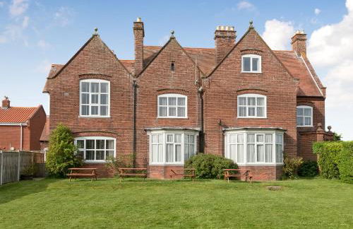 St Peters Court - Photo 1