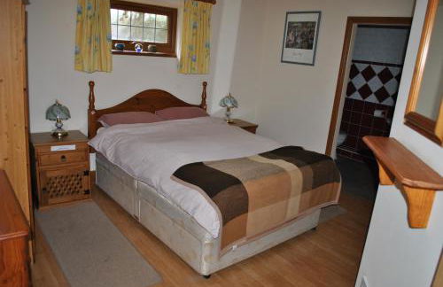 Oldcotes Cottages - Photo 2