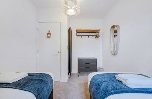 3BR Georgian Quarter Coach Houses - Private Parking - Foto 42