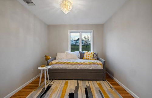 Huge Retreat w Alaska King, Pool & Jacuzzi Tub Indoor - Foto 68