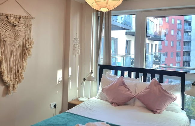 2-bed 2-bath Greenwich Apartment with balcony & lift - Foto 12