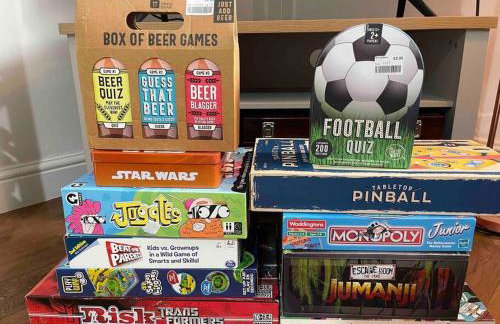 Stunning Cottage with Log Burner- King Bed- Great Design-Free Wood - Foto 19