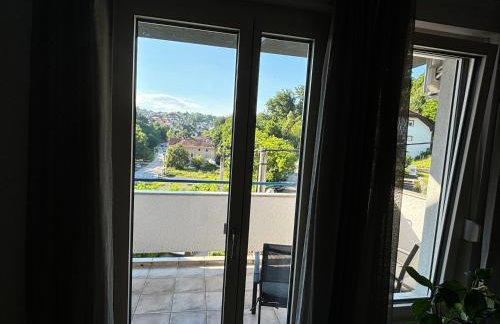 Modern & Charming - Free Private Parking - Foto 24