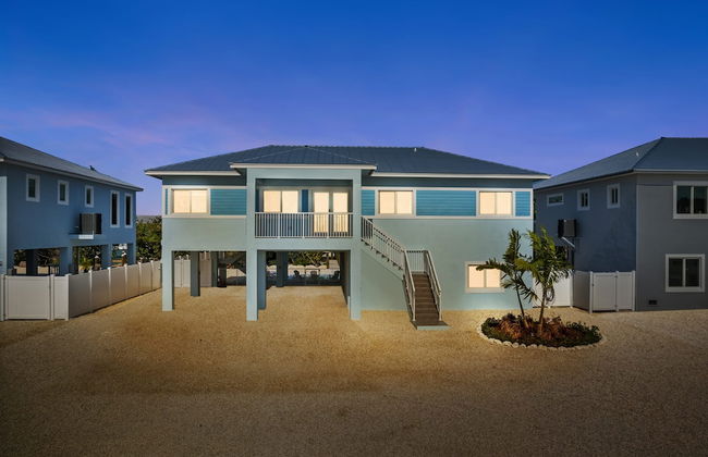 Blue Pearl New Waterfront Haven with Heated Pool ,70 Foot Dock, and More! - Foto 100