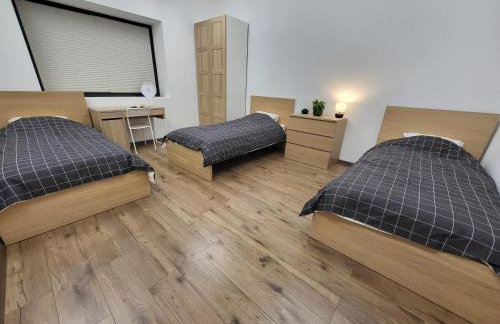 Przestronny Luksusowy Apartament, Klimatyzacja, Duży Parking, Zameldowanie 24h, 2 sypialnie, salon, kuchnia, pralnia, monitoring, 95mkw - Foto 23