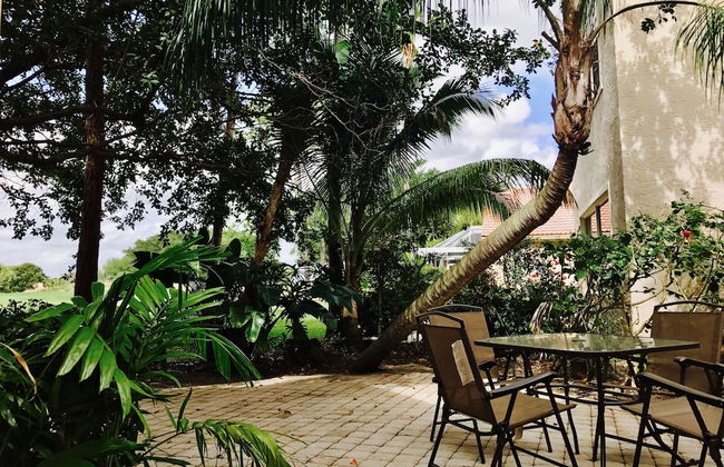 Private-Luxurious Mediterranean Villa - Photo 29