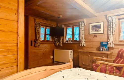 Almbrünnerl die Almhütte auf der Raffner Alm - Foto 8