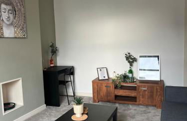 1 Bed Apartment Marple with Work Space - Foto 21