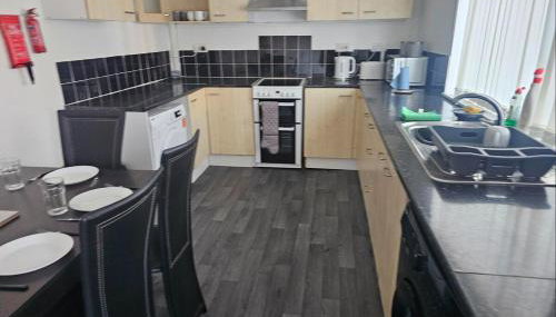 Bright 3-Bed Home away from home - Foto 4