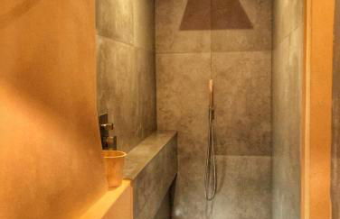 La Terrasse - Entire townhouse in hilltop village - Foto 14