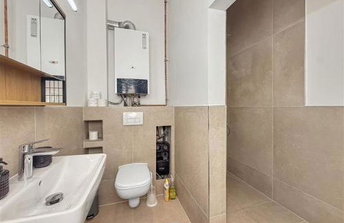 Design Suite 2 Bedrooms Living Room and Balcony - Foto 10