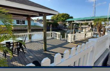 Beautiful & Cozy Home on a Canal in Hudson, FL! - Foto 41