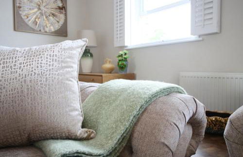 Apartment 11 Bluebridge with Free Parking - Photo 55