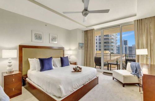 2B Beachfront condo! Pool! Games! 15 mins to PBI! - Foto 32