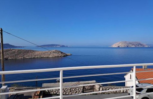 2 Bedroom Amazing Apartment In Lukovo - Foto 10