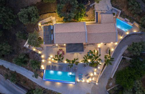 Alexandras's Mansion - Photo 79