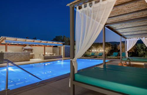 Antonia Villa - Luxurious Serenity with Private Pool, by ZanteWize - Foto 40