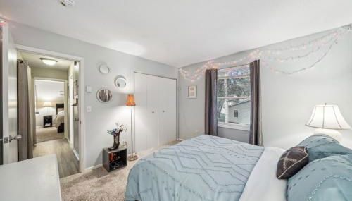 Lilac Apartment - 5 Minutes to Downtown Stillwater - Foto 2