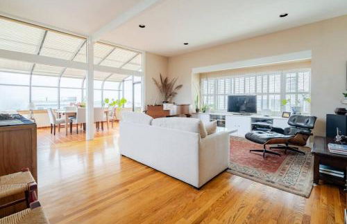 Dreamy 3-Story House : Sunroom + City Skyline View - Foto 13