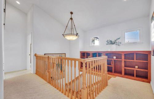 Luxury Retreat with Private Yard close to Beaches and FIFA Sleeps 10 - Foto 34