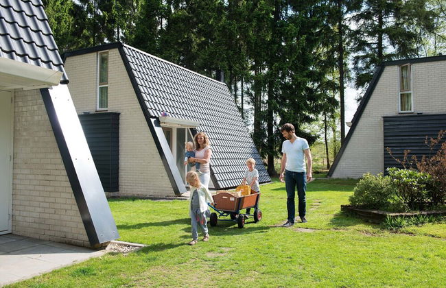 Forest-edge Family Bungalow - Foto 36