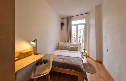 21ARA1085- Fabulous 4BR apartment in Ciutat Vella - Photo 22
