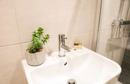 Lovely Studio Flat on Bath Road - Flat 6 - Foto 30