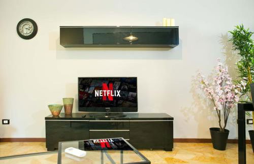 Bilocale Nova Milanese vicino Milano Monza - Parcheggio, terrazzo, Wifi, AC, Netfilx - - Foto 16