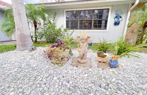 WATERFRONT Kayakers Dream nature lover cottage - Photo 47