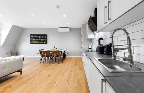 London Bridge Luxury by Sol Haven - Foto 9