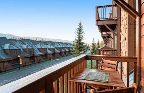 Mountain Condo w Views, Balconies and Fireplace - Foto 24