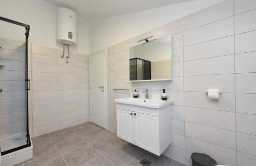 Apartman Magas with private pool - Photo 16