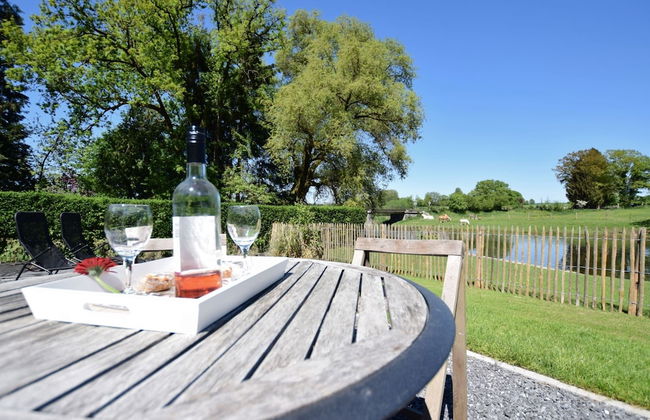 Lavish Holiday Home in Chassepierre With Terrace - Photo 18