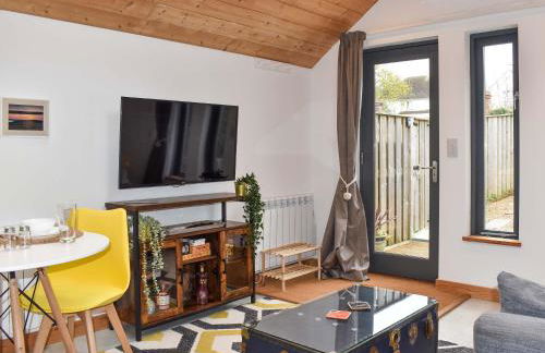 Muriel's Lodge - Photo 3