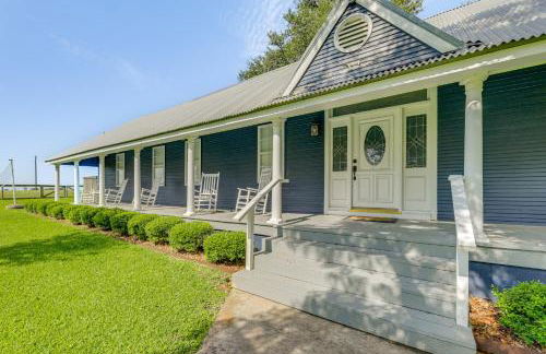 Fire Pit, Pickleball, Pool! Schulenburg Farmhouse - Foto 27