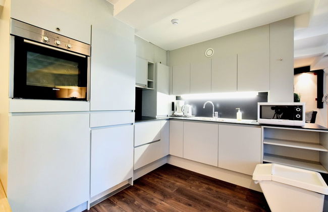 Apartment in Former Coach House - Photo 8