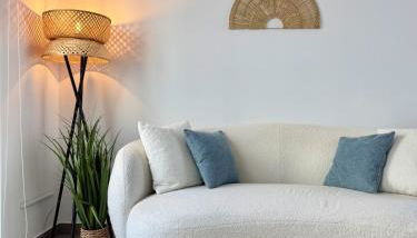 Modern Apartment Comfortable in the center - Photo 3