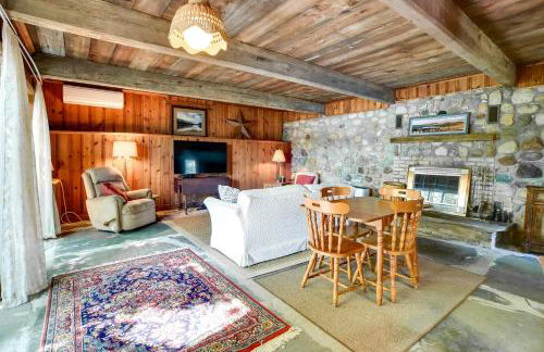 Cozy Cohocton Cottage with Private Beach and Deck! - Foto 5