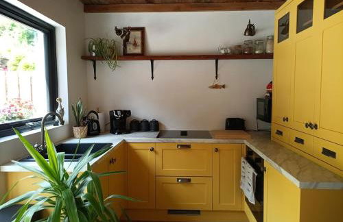 Cosy Coastal Escape with Seaview Terrace - Foto 4