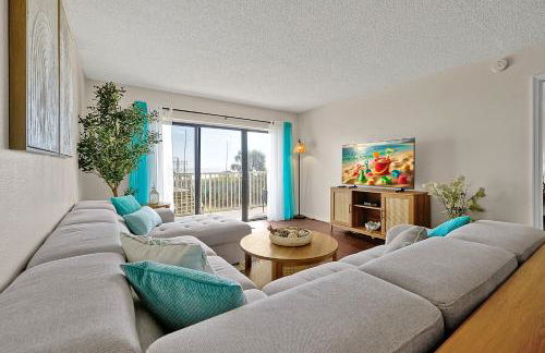 Stunning Beachfront Apartment Near Cocoa Beach Pier - Foto 1