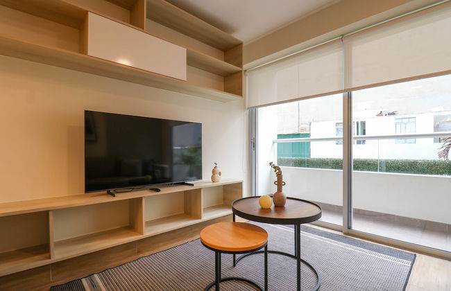 Perfect 1BR With Balcony in Luxurious Building - Foto 35