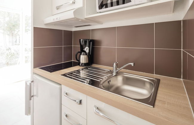 Comfort Aparthotel Mandelieu la Napoule Village - Foto 9