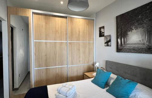 Espectacular apartamento junto al mar, con piscina en Málaga - Photo 5