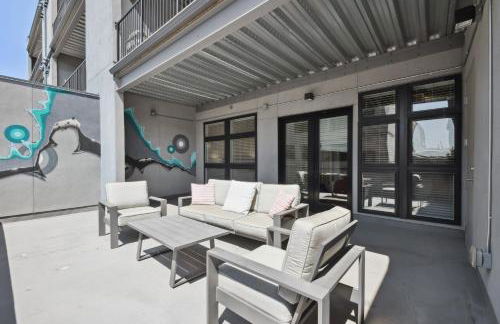 Brushed & Bold | RiNo Art Lofts - Foto 65