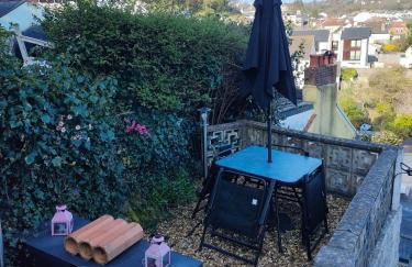 Fishermen's cottage with log burner, 2 bathrooms & sea views from garden terraces - Foto 40